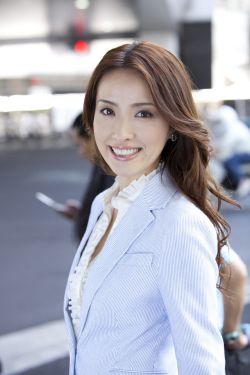 友田真希中文字幕在线